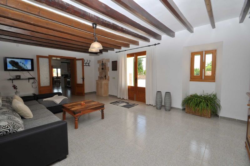 Country houses for Rent in SENCELLES, MAJORCA, Spain