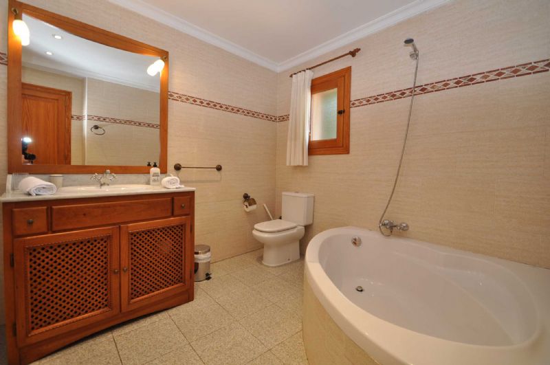 Country houses for Rent in SENCELLES, MAJORCA, Spain