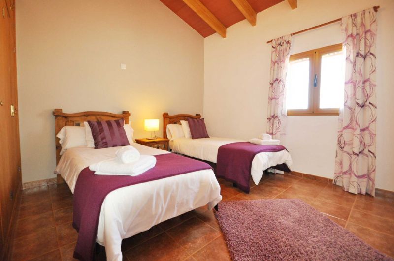 Country houses for Rent in SENCELLES, MAJORCA, Spain