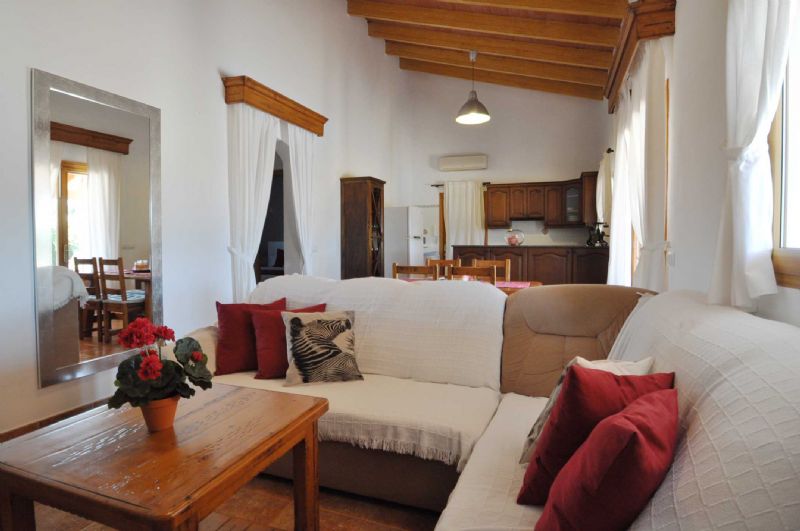 Country houses for Rent in SENCELLES, MAJORCA, Spain