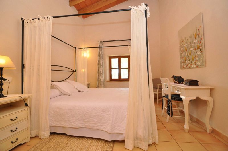 Country houses for Rent in FELANITX, MAJORCA, Spain