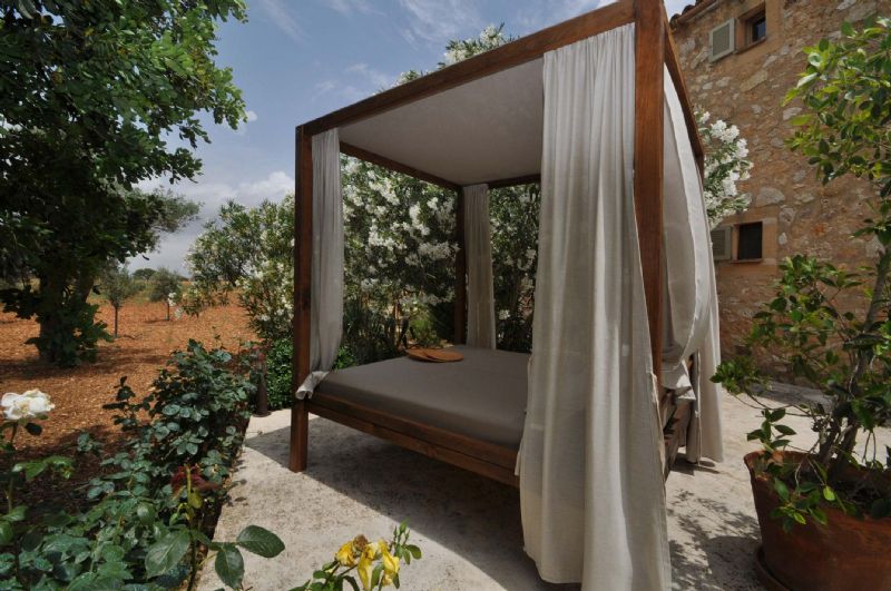 Country houses for Rent in FELANITX, MAJORCA, Spain