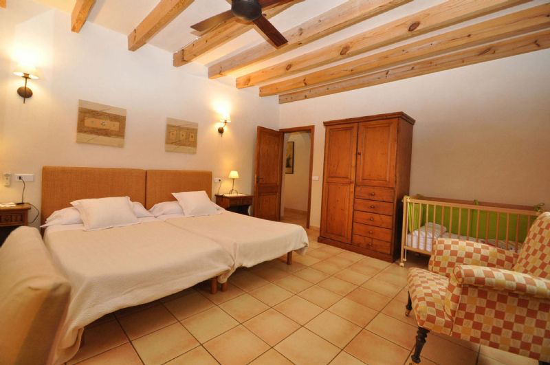 Country houses for Rent in FELANITX, MAJORCA, Spain