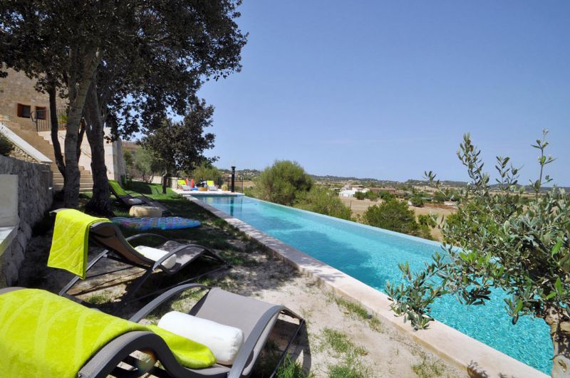 Country houses for Rent in LLORET DE VISTALEGRE, MAJORCA, Spain