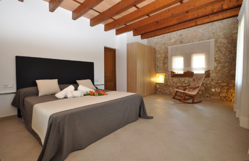 Country houses for Rent in LLORET DE VISTALEGRE, MAJORCA, Spain