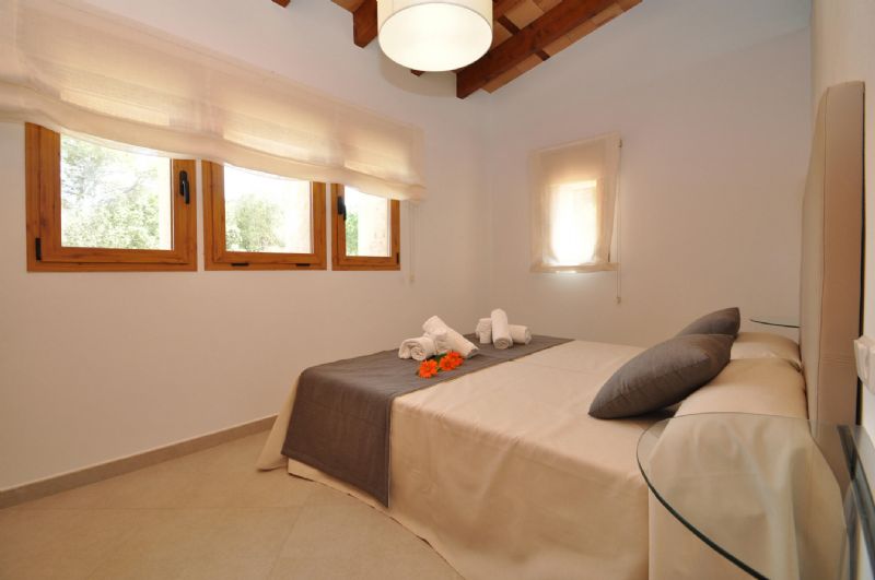 Country houses for Rent in LLORET DE VISTALEGRE, MAJORCA, Spain