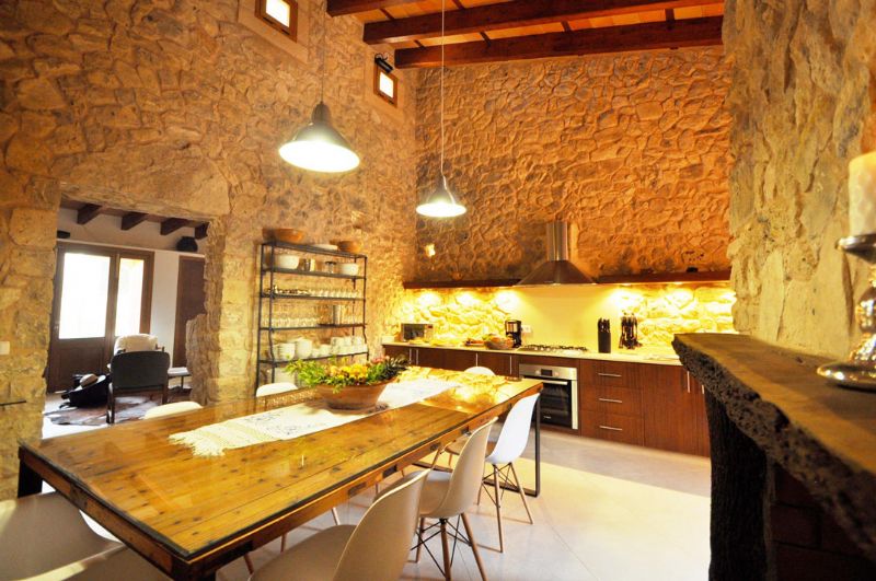 Country houses for Rent in LLORET DE VISTALEGRE, MAJORCA, Spain