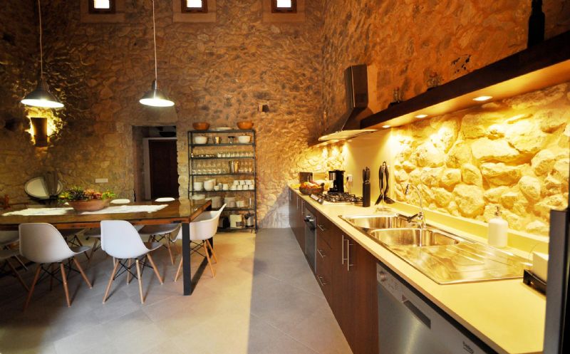 Country houses for Rent in LLORET DE VISTALEGRE, MAJORCA, Spain