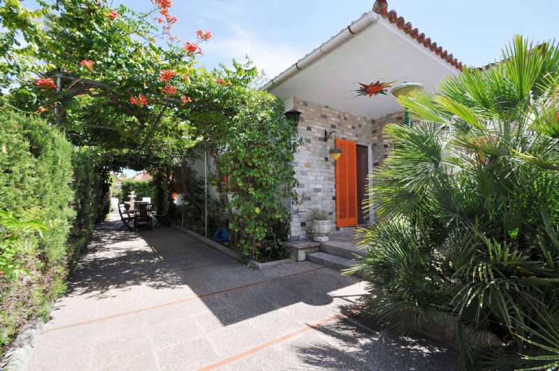 Villas for Rent in ALCUDIA, MAJORCA, Spain