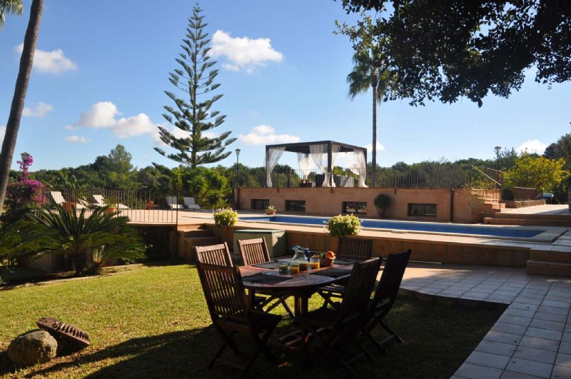 Country houses for Rent in CAMPANET, MAJORCA, Spain