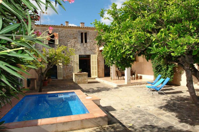 Villas for Rent in SANTA MARGALIDA, MAJORCA, Spain