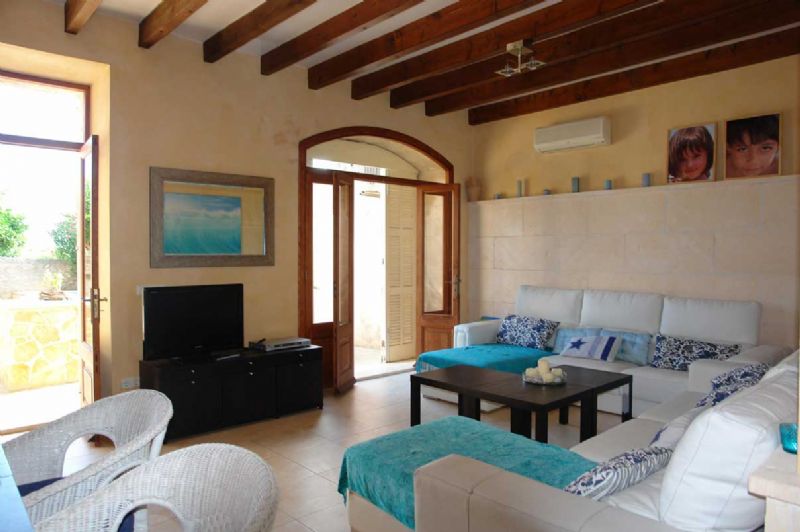 Villas for Rent in SANTA MARGALIDA, MAJORCA, Spain