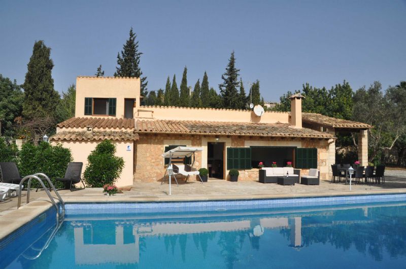 Country houses for Rent in BUGER, MAJORCA, Spain