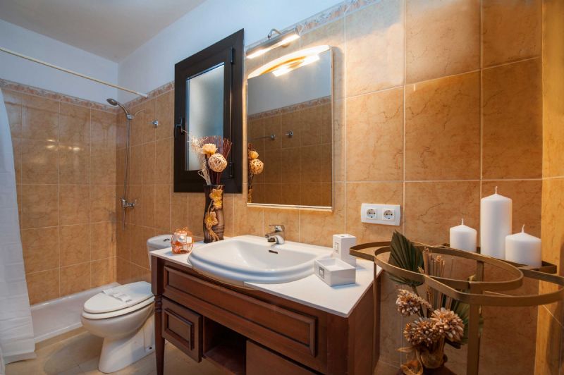 Country houses for Rent in ALARO, MAJORCA, Spain