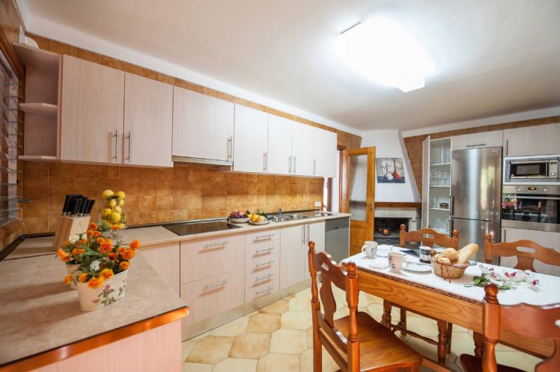 Country houses for Rent in ALARO, MAJORCA, Spain