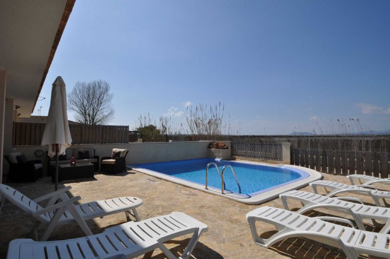 Villas for Rent in Playas de Muro, MURO, MAJORCA, Spain
