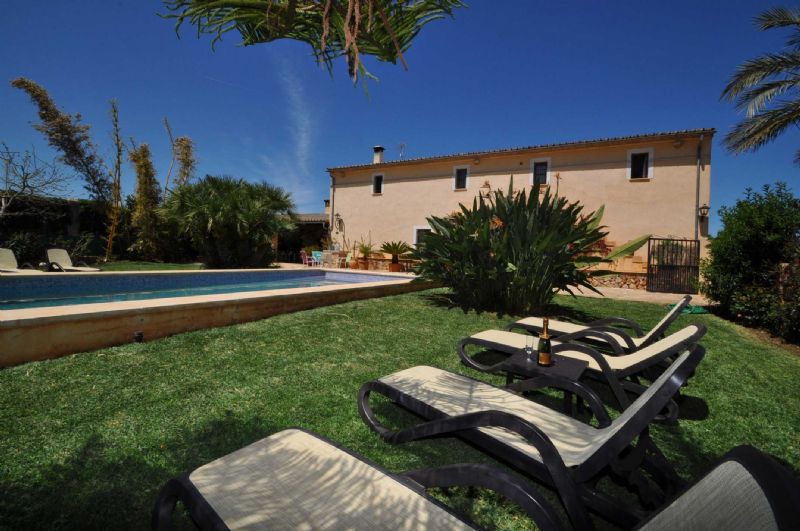 Country houses for Rent in BUGER, MAJORCA, Spain