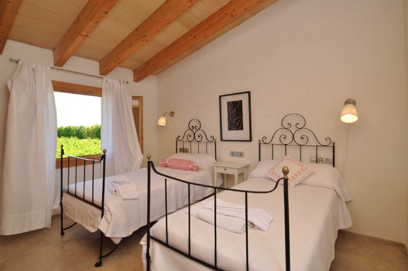 Country houses for Rent in BUGER, MAJORCA, Spain