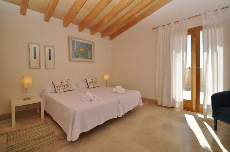 Country houses for Rent in BUGER, MAJORCA, Spain