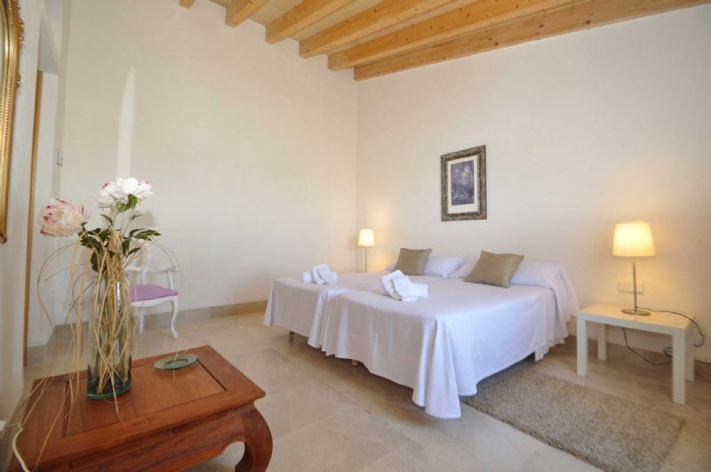 Country houses for Rent in BUGER, MAJORCA, Spain