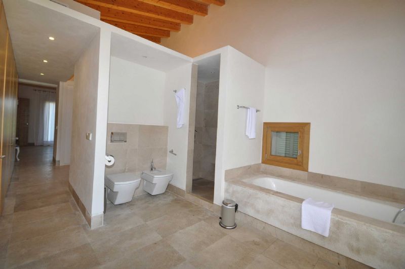 Country houses for Rent in BUGER, MAJORCA, Spain