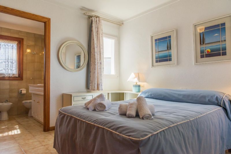 Villas for Rent in Playas de Muro, MURO, MAJORCA, Spain