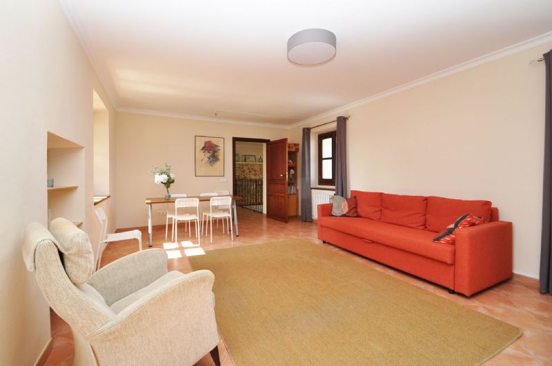 Townhouses for Rent in MARIA DE LA SALUT, MAJORCA, Spain