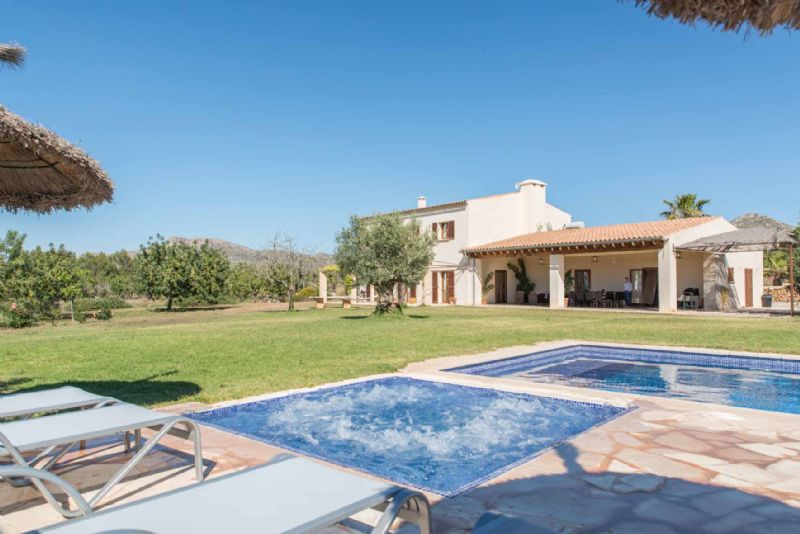 Country houses for Rent in PETRA, MAJORCA, Spain