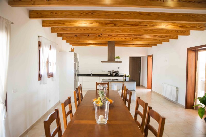 Country houses for Rent in PETRA, MAJORCA, Spain