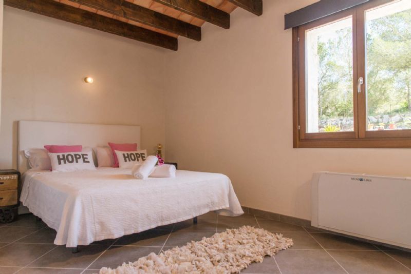 Country houses for Rent in SINEU, MAJORCA, Spain