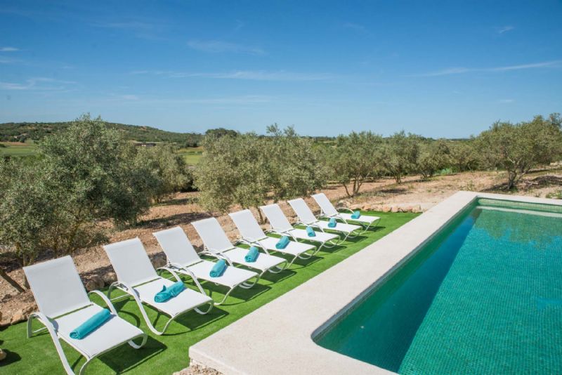 Country houses for Rent in SINEU, MAJORCA, Spain