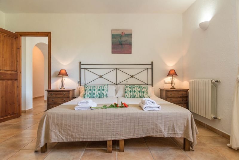 Country houses for Rent in SON SERVERA, MAJORCA, Spain