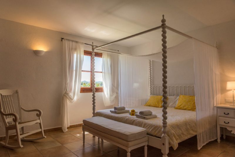 Country houses for Rent in SON SERVERA, MAJORCA, Spain