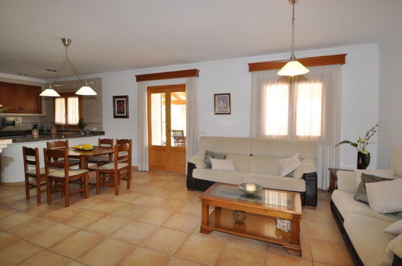 Country houses for Rent in MARIA DE LA SALUT, MAJORCA, Spain