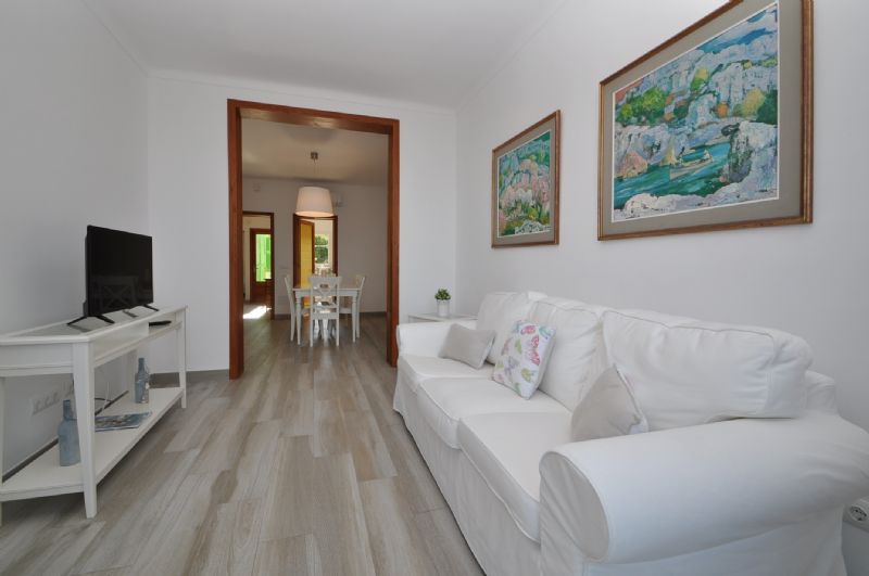 Villas for Rent in ALCUDIA, MAJORCA, Spain