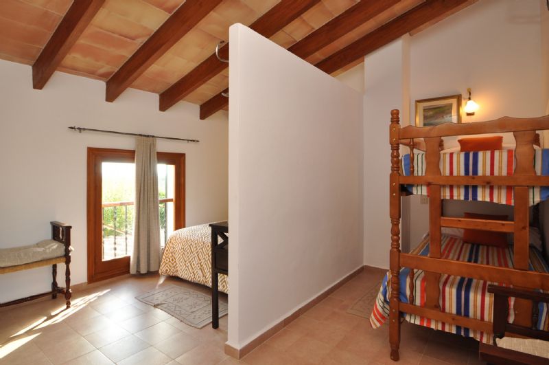 Country houses for Rent in MARIA DE LA SALUT, MAJORCA, Spain