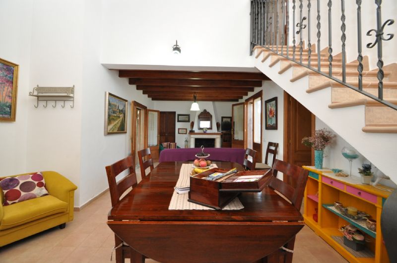 Country houses for Rent in MARIA DE LA SALUT, MAJORCA, Spain