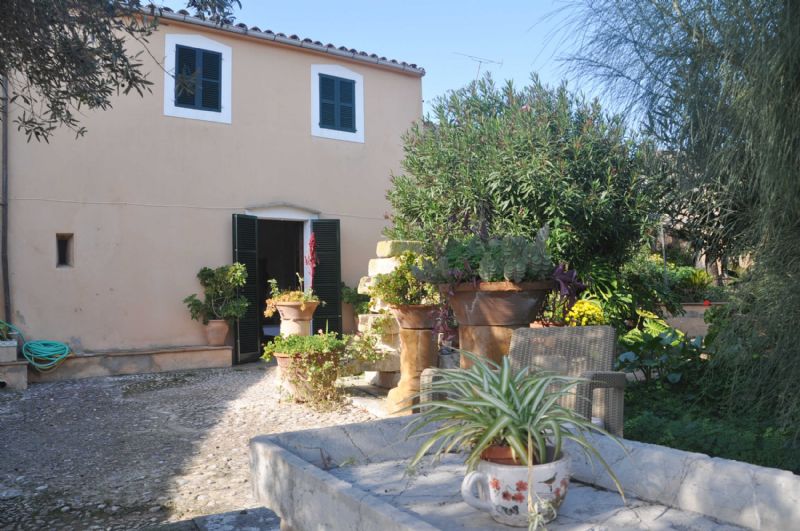 Townhouses for Rent in MURO, MAJORCA, Spain