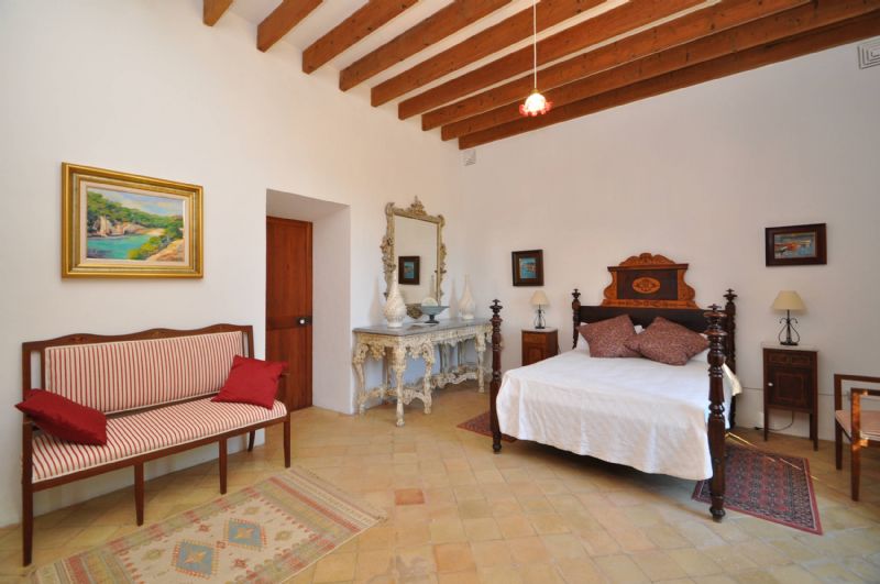 Townhouses for Rent in MURO, MAJORCA, Spain