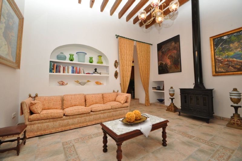 Townhouses for Rent in MURO, MAJORCA, Spain