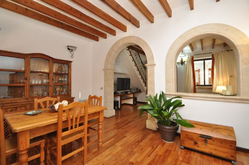 Townhouses for Rent in ALCUDIA, MAJORCA, Spain