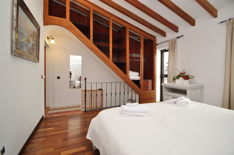 Townhouses for Rent in ALCUDIA, MAJORCA, Spain