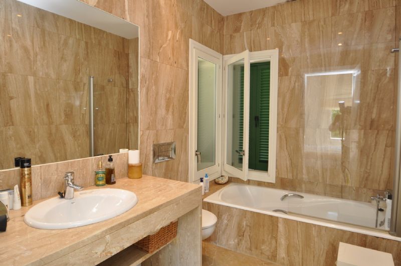 Country houses for Rent in ALCUDIA, MAJORCA, Spain