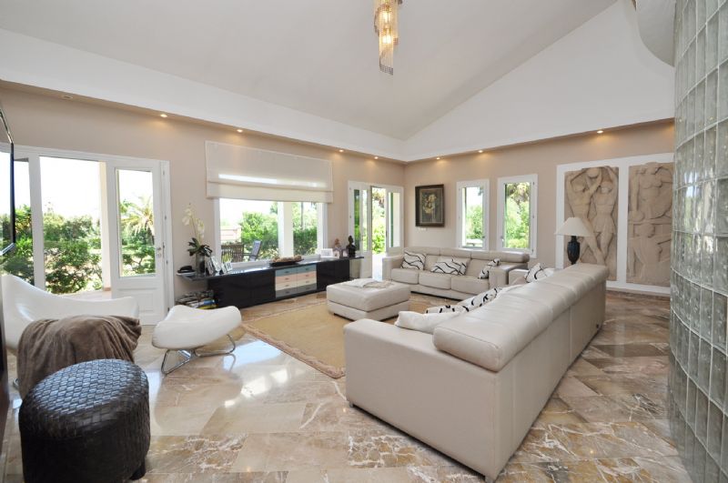 Country houses for Rent in ALCUDIA, MAJORCA, Spain