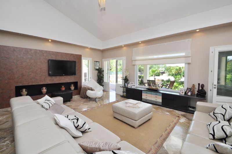 Country houses for Rent in ALCUDIA, MAJORCA, Spain