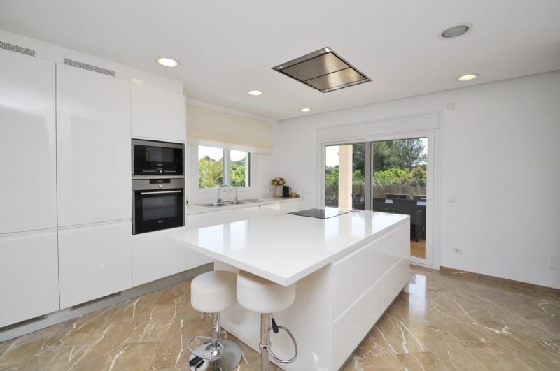 Country houses for Rent in ALCUDIA, MAJORCA, Spain