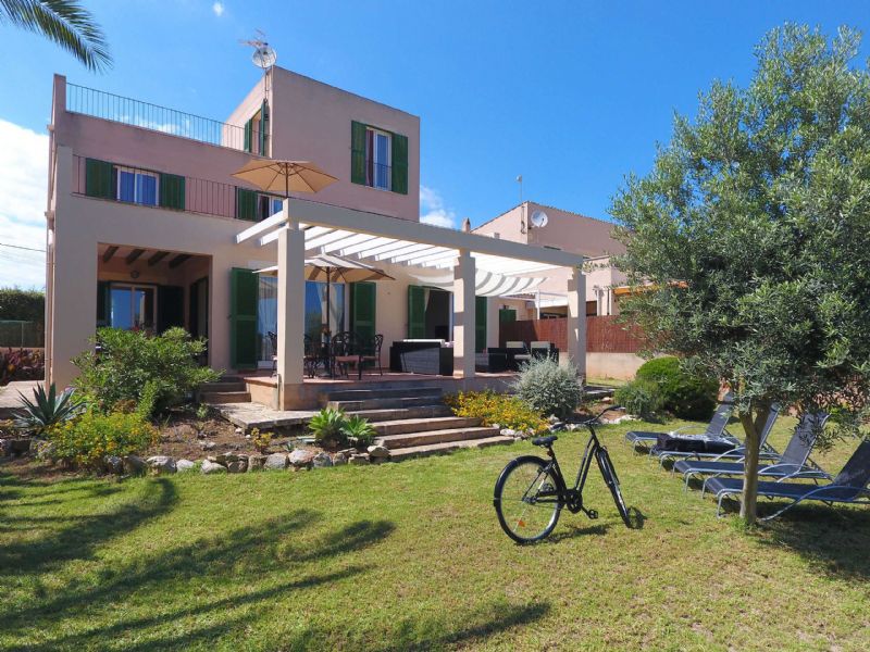 Villas for Rent in Port Nou, SON SERVERA, MAJORCA, Spain