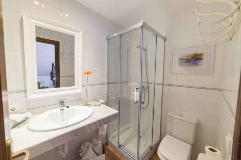 Villas for Rent in Port Nou, SON SERVERA, MAJORCA, Spain