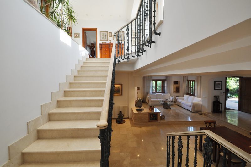 Villas for Rent in INCA, MAJORCA, Spain