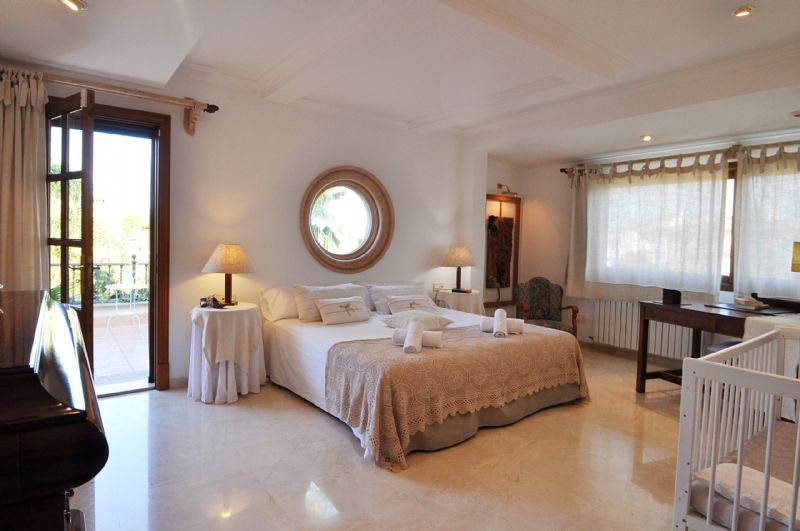 Villas for Rent in INCA, MAJORCA, Spain